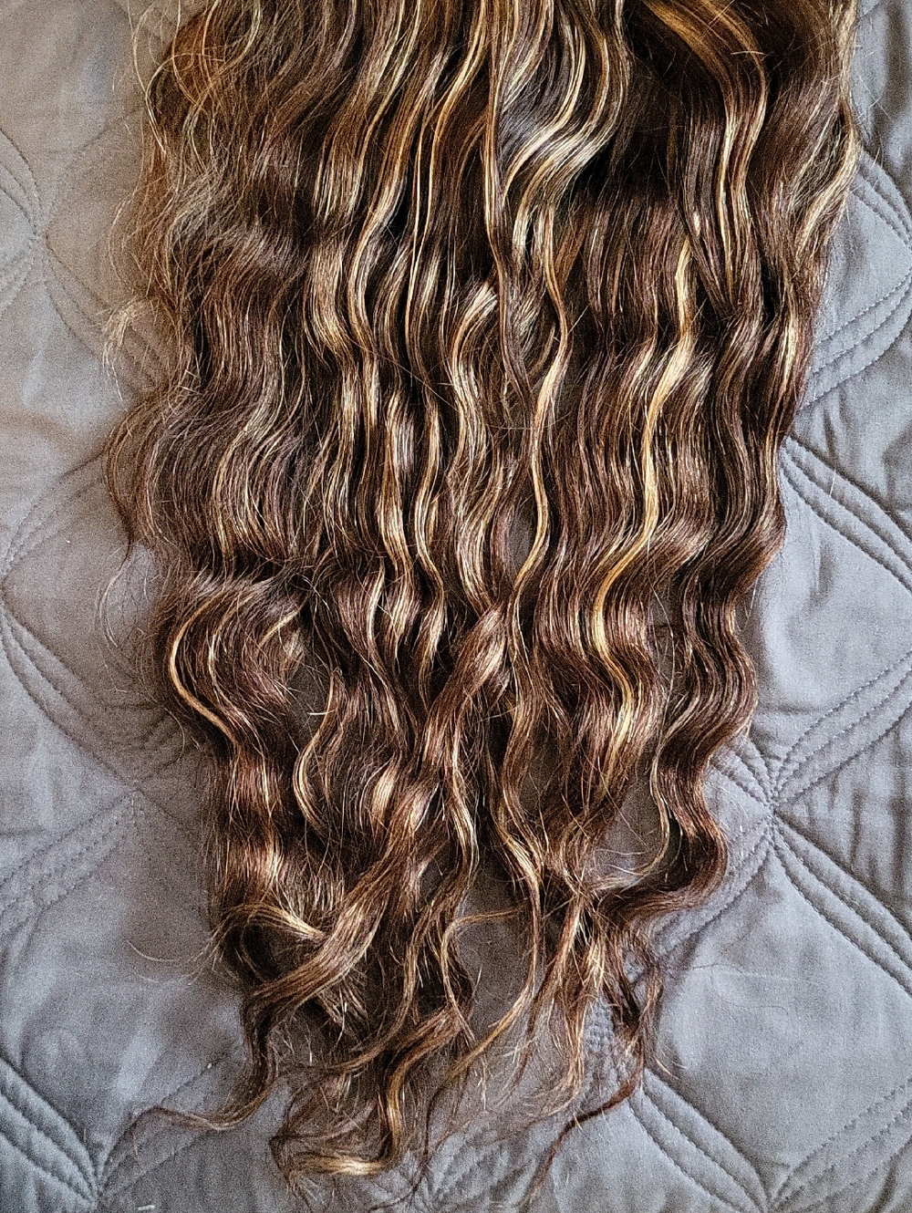 Wavy Lace Front Wig - 1B 30 27 Highlights 22 In( Cut N Worn) - Picture 8 of 10